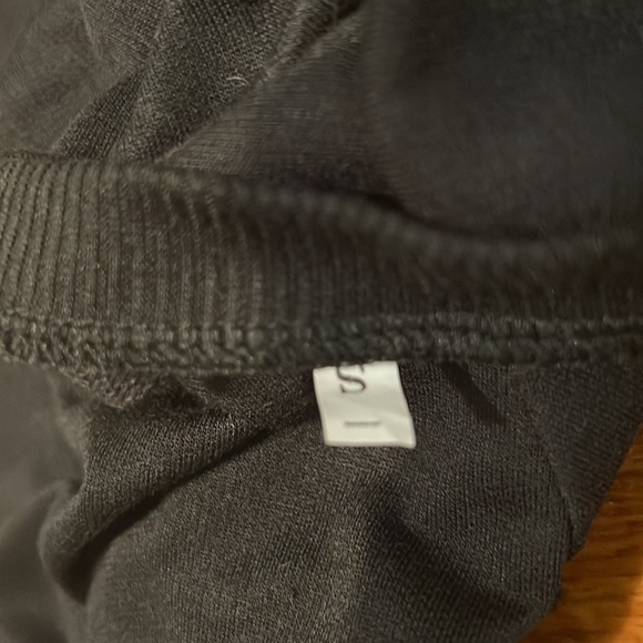 Brooklyn Cropped Top Sweatshirt - Picture 5 of 5